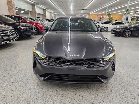 Used 2022 Kia K5 EX w/ EX Premium Package image 2