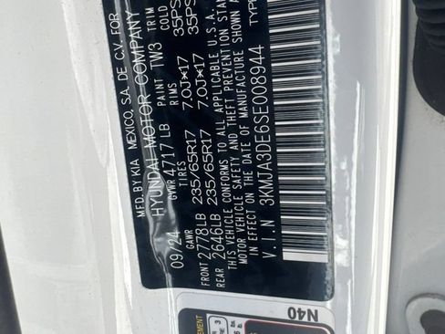 Used 2025 Hyundai Tucson SE FWD image 6