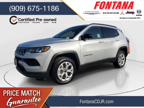 Certified 2025 Jeep Compass Latitude w/ Convenience Group AWD/4WD image 1