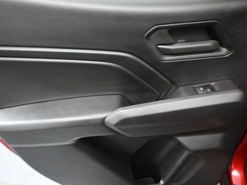 Used 2024 Chevrolet Colorado Trail Boss AWD/4WD image 19