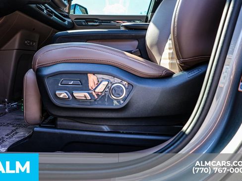 Used 2024 Kia EV9 Land image 30