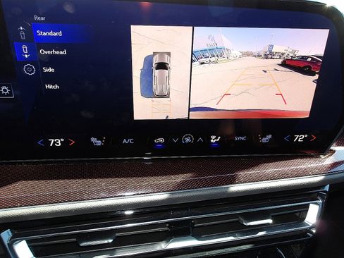 Certified 2025 Chevrolet Traverse Z71 w/ Driver Confidence Package image 25