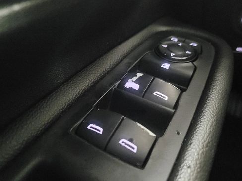 Used 2021 GMC Terrain SLE w/ Driver Convenience Package image 27