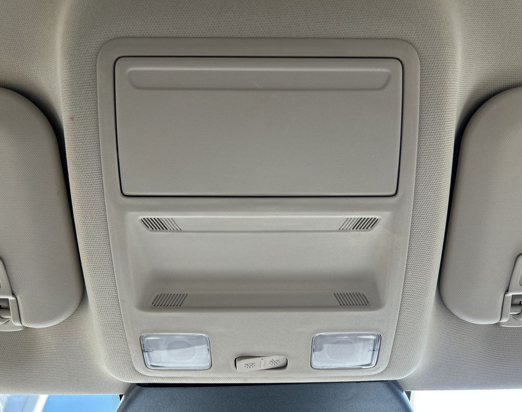 Used 2020 Ford Escape SEL FWD image 16