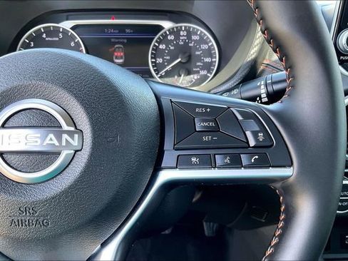 Certified 2025 Nissan Sentra SR FWD image 19
