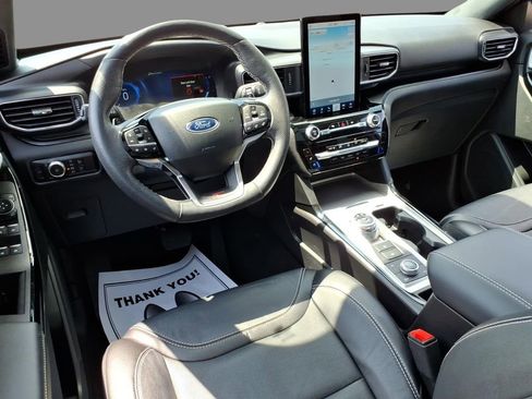 Used 2023 Ford Explorer ST w/ Equipment Group 401A AWD/4WD image 6