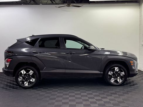 Used 2025 Hyundai Kona SEL AWD/4WD image 4