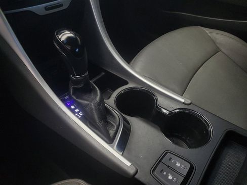 Used 2013 Hyundai Sonata Limited w/ Premium Pkg image 26