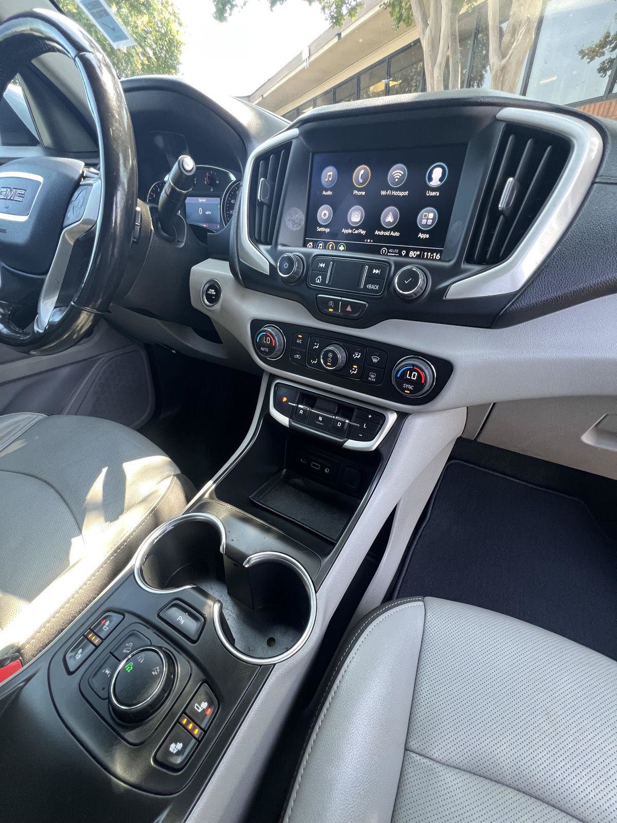 Used 2022 GMC Terrain SLT w/ Tech Package AWD/4WD image 24