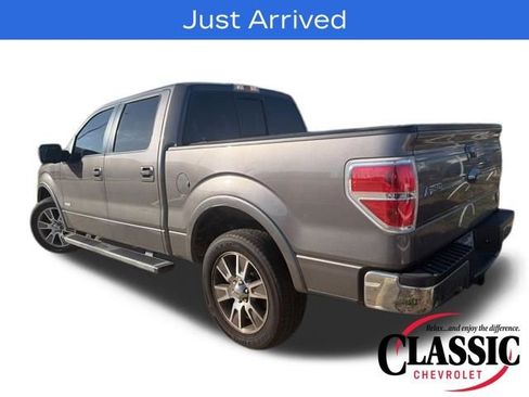 Used 2014 Ford F150 Lariat w/ Equipment Group 502A Luxury image 3