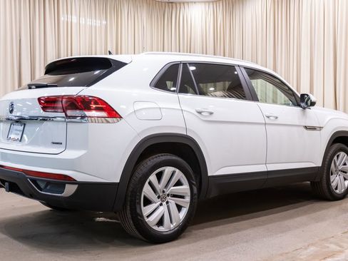 Used 2023 Volkswagen Atlas Cross Sport SE w/ Panoramic Sunroof Package image 6