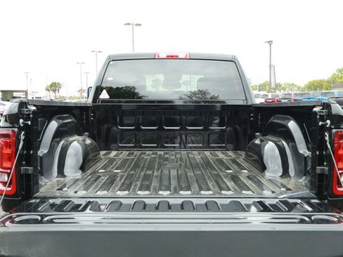 New 2026 RAM 2500 Big Horn AWD/4WD image 8