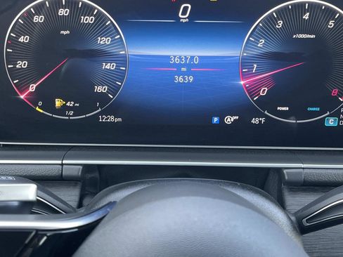 Used 2025 Mercedes-Benz GLE 350 4MATIC image 35