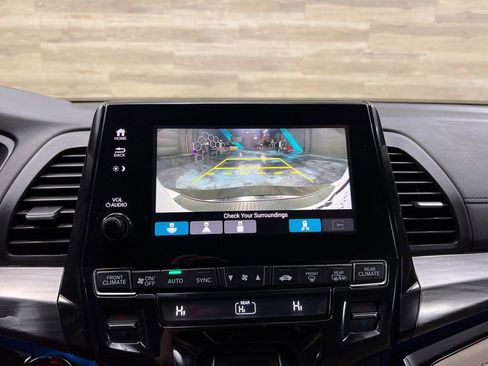 Used 2022 Honda Odyssey Elite image 8