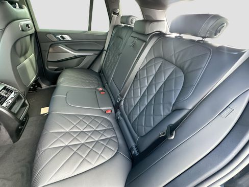 New 2026 BMW X5 xDrive50e w/ Premium Package AWD/4WD image 20