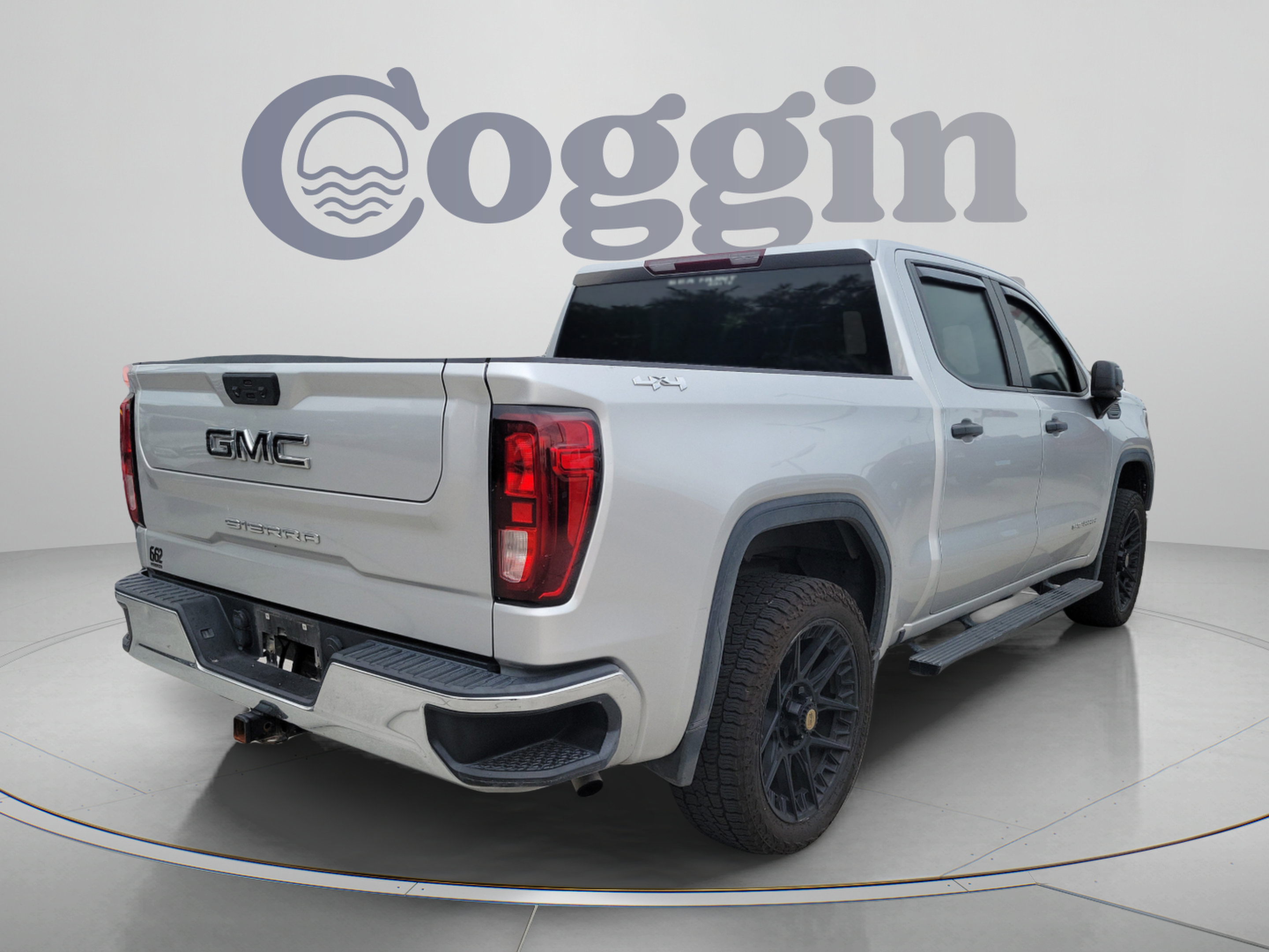 Used 2022 GMC Sierra 1500 Pro w/ Convenience Package AWD/4WD image 3