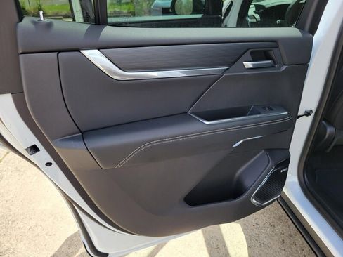 New 2026 GMC Acadia Elevation w/ Elevation Premium Package image 30