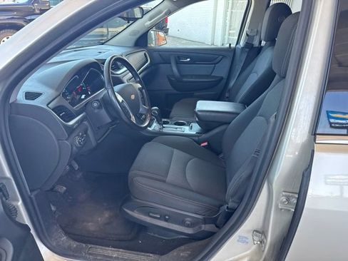 Used 2016 Chevrolet Traverse LT w/ Style and Technology Package AWD/4WD image 10