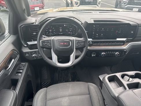 Used 2023 GMC Sierra 1500 Elevation AWD/4WD image 10