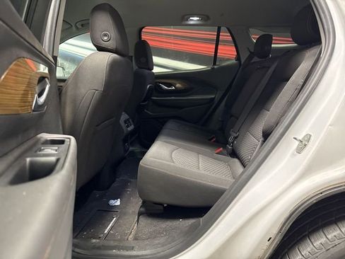 Used 2020 GMC Terrain SLE w/ Driver Convenience Package image 9