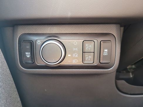 Certified 2025 Ford Mustang Mach-E Premium AWD/4WD image 27