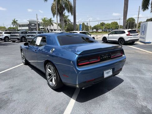 Used 2022 Dodge Challenger R/T RWD image 6