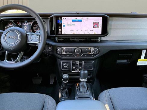 New 2026 Jeep Gladiator Sport AWD/4WD image 12