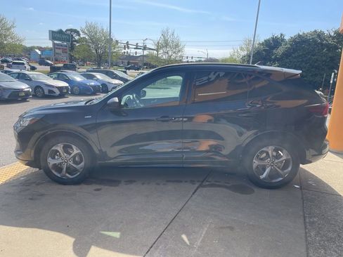 Used 2024 Ford Escape ST-Line image 7