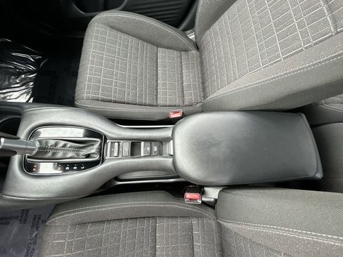 Certified 2023 Honda HR-V LX image 20