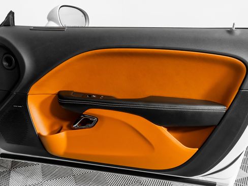 Used 2015 Dodge Challenger SRT Hellcat image 44