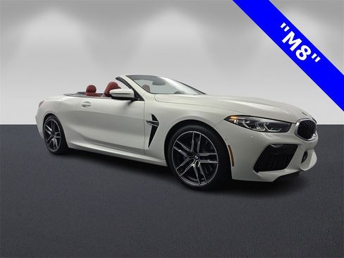Used 2020 BMW M8 Convertible image 1