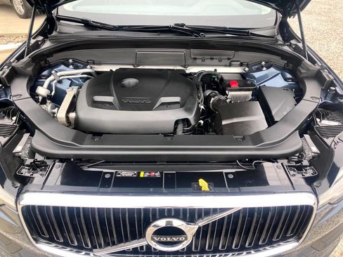 Used 2019 Volvo XC60 T5 Momentum w/ Premium Package image 13