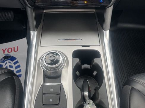 Used 2021 Ford Explorer Platinum w/ Equipment Group 601A AWD/4WD image 21