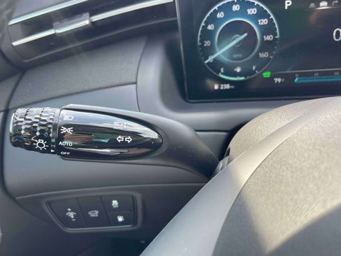 Used 2022 Hyundai Tucson Limited AWD/4WD image 23