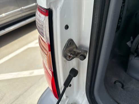 Used 1998 Toyota Land Cruiser image 44