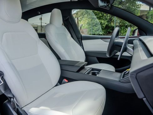 Used 2026 Tesla Model Y AWD image 20