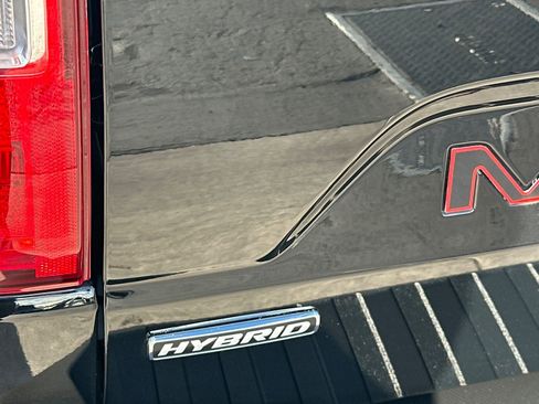 Certified 2023 Ford Maverick XL image 24