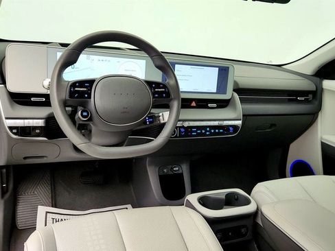 Used 2024 Hyundai Ioniq 5 Limited AWD/4WD image 12