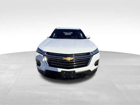 Certified 2023 Chevrolet Traverse LT image 3