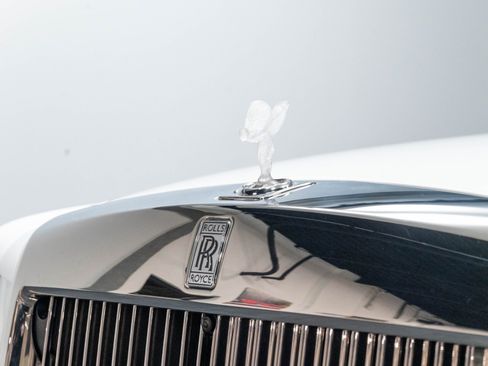 Used 2019 Rolls-Royce Phantom Sedan RWD image 68