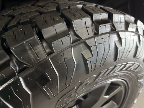 Used 2022 Jeep Wrangler Unlimited Sport image 15