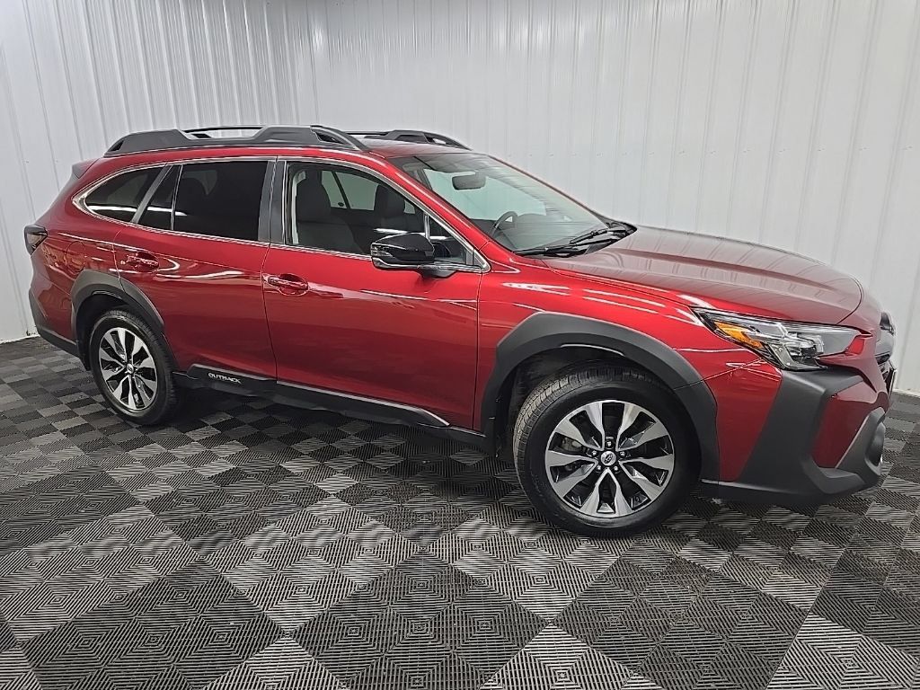 Used 2024 Subaru Outback Limited AWD/4WD image 1