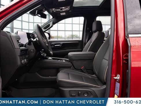 New 2026 Chevrolet Suburban Premier w/ Sun And Tow Package AWD/4WD image 14