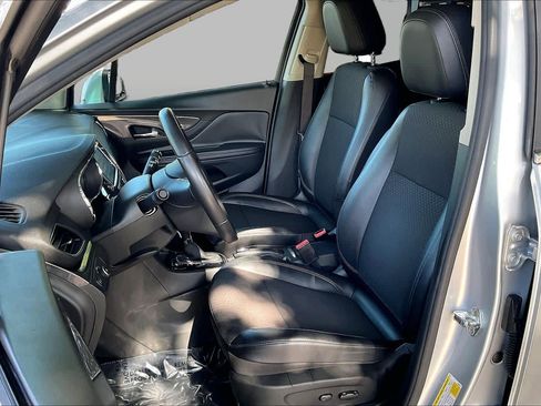 Used 2018 Buick Encore Preferred FWD image 8