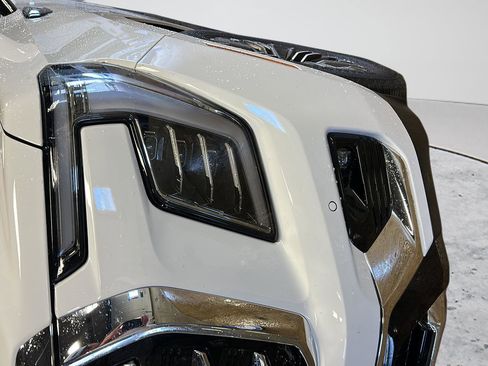 Used 2026 GMC Yukon Elevation AWD/4WD image 3