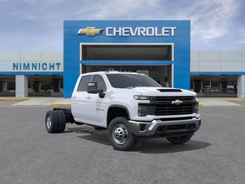 New 2025 Chevrolet Silverado 3500 W/T w/ WT Convenience Package AWD/4WD image 1