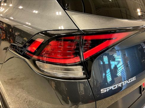 Certified 2025 Kia Sportage EX AWD/4WD image 23