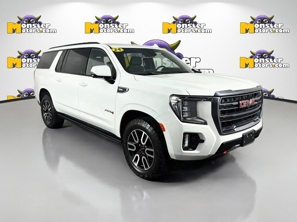 Used 2024 GMC Yukon XL AT4 w/ Technology Package AWD/4WD image 3
