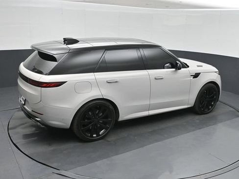 Used 2026 Land Rover Range Rover Sport Autobiography AWD/4WD image 32