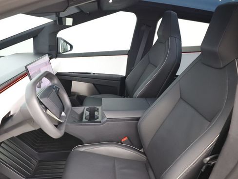 Used 2024 Tesla Cybertruck AWD Crew Cab image 26